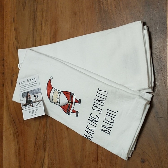 NWT🧑‍🎄Rae Dunn Christmas Kitchen Towels 2 pc MAKING SPIRITS BRIGHT - Picture 1 of 3